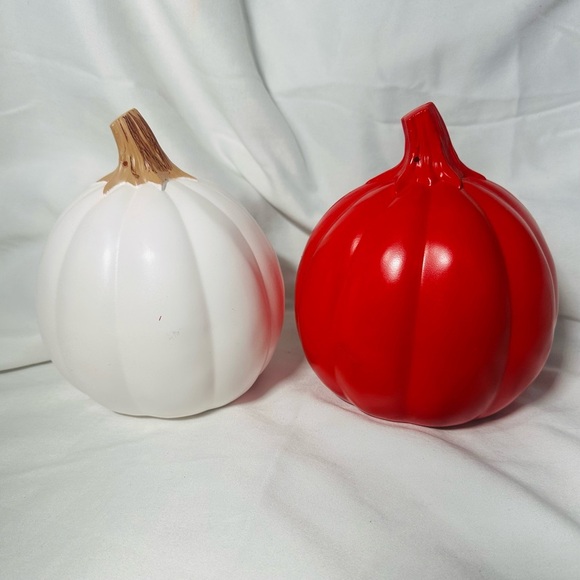 Nightmare Before Christmas Jack & Sally Light-Up Pumpkins Set of 2 Disney Decor - Picture 4 of 4